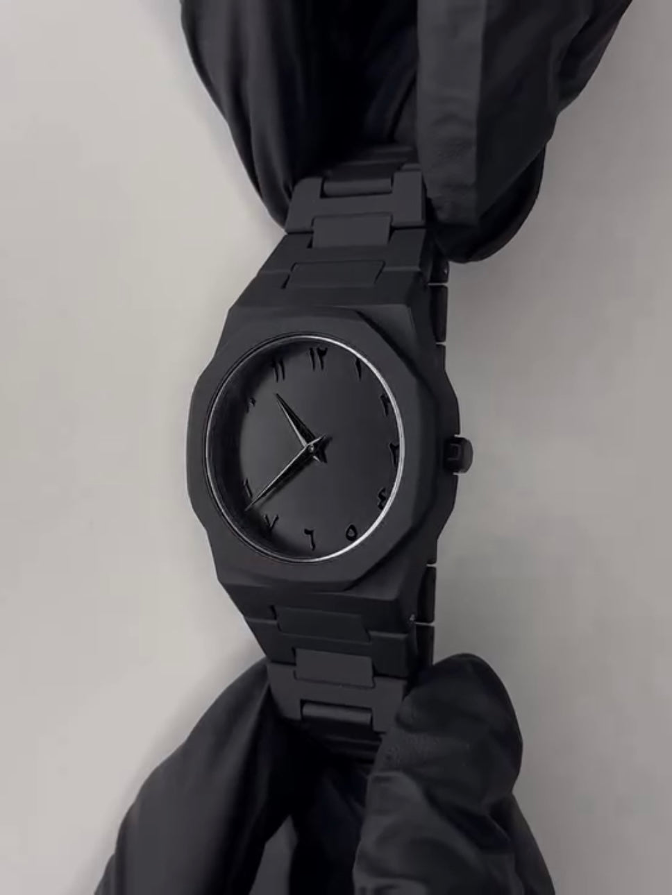 Black Arabic Aura Watch