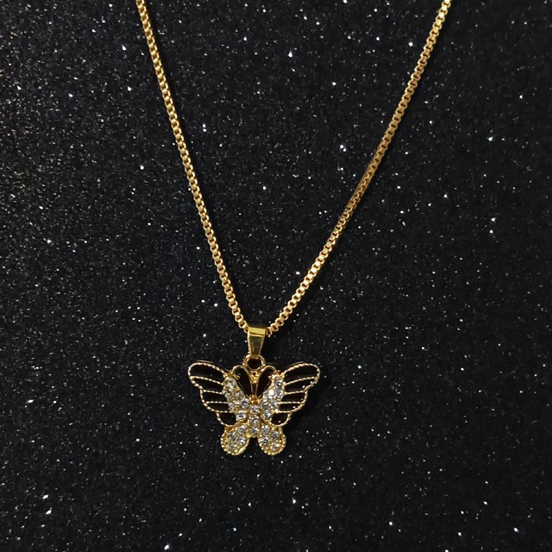 pendant stunning Jewelry