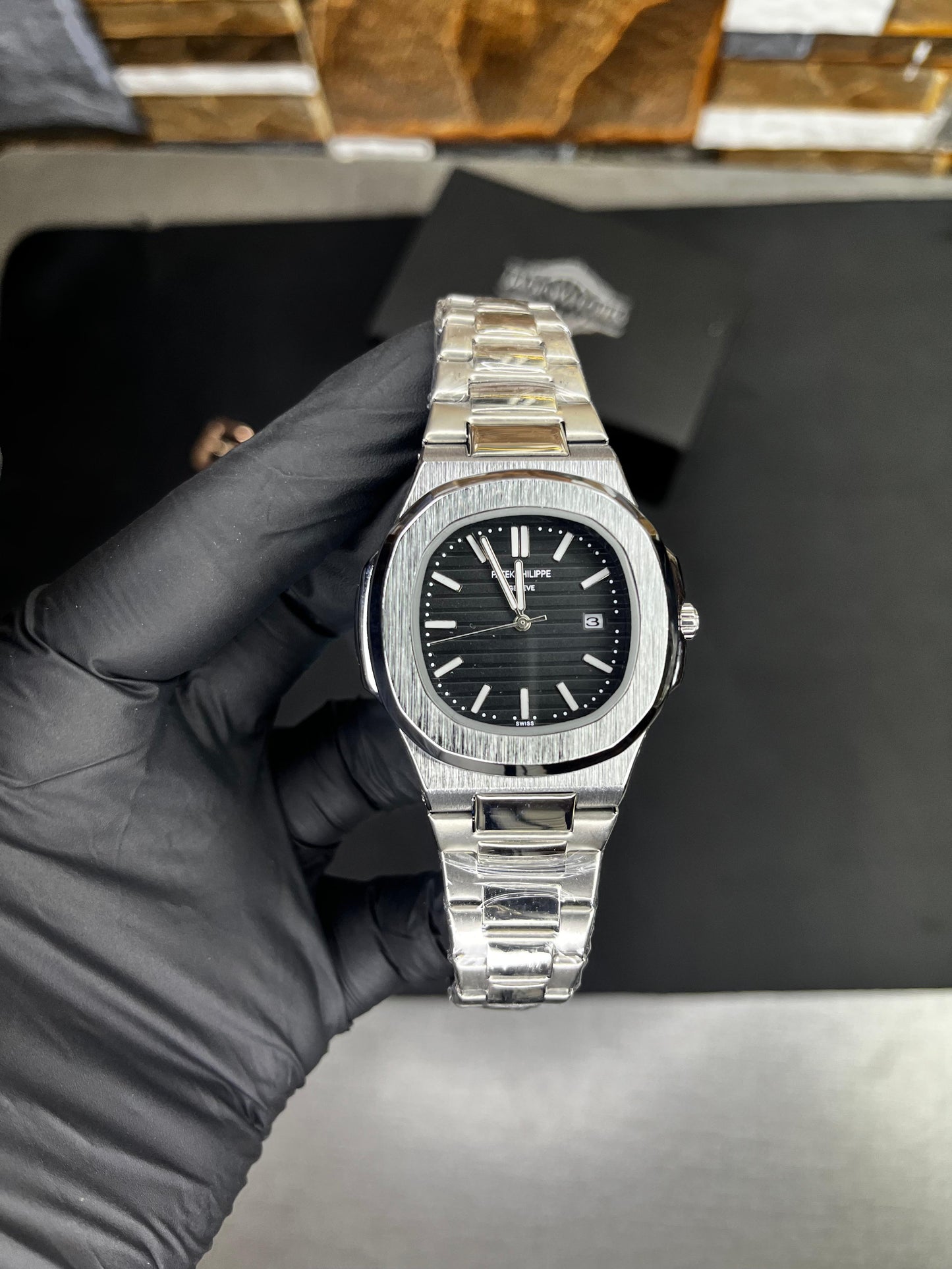 Patek Nautilus Quartz Watch - Black Dial
